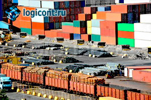 Морские или железнодорожные контейнерные перевозки – что выбрать
